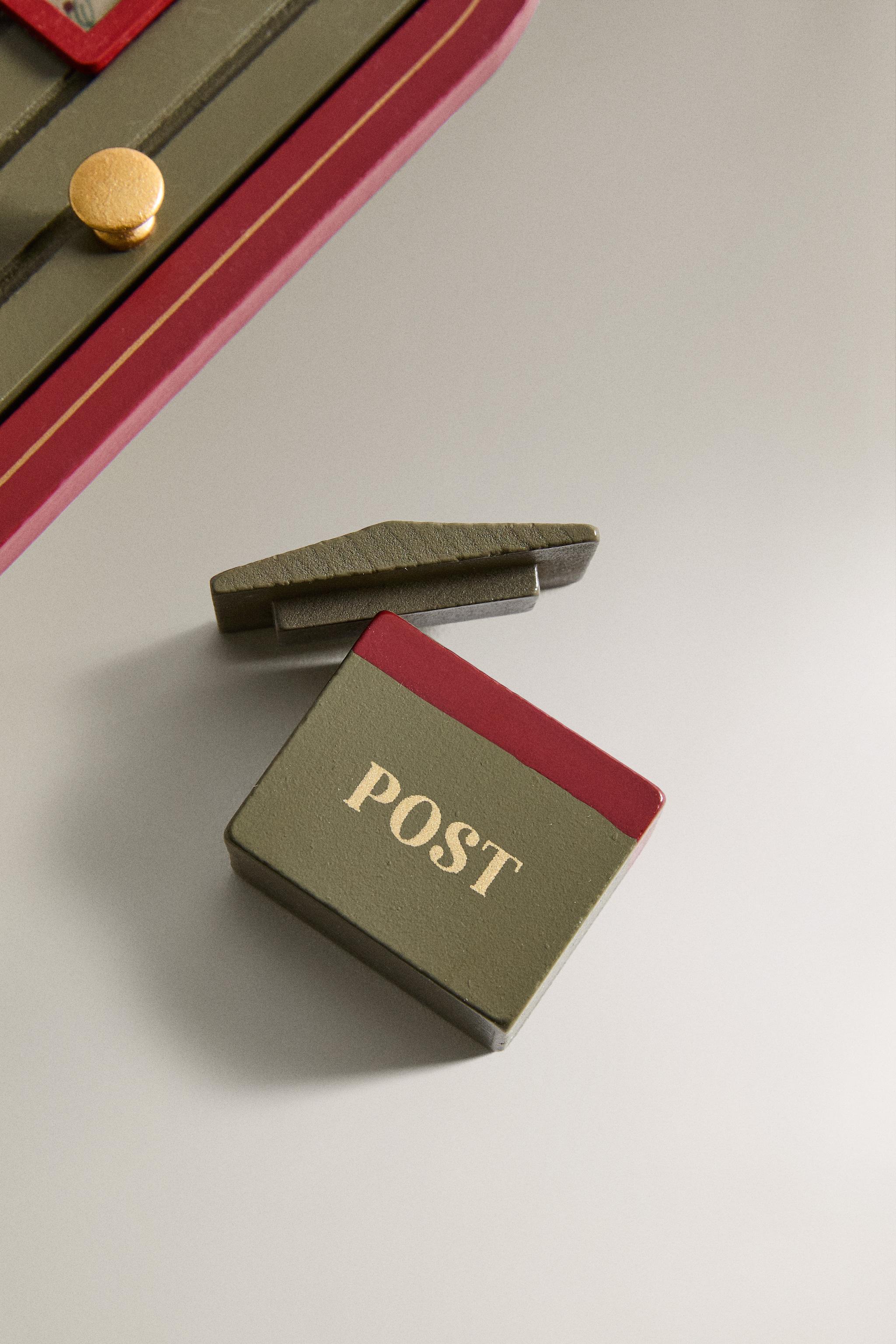 CHILDREN'S MAGIC CHRISTMAS MINI DOOR